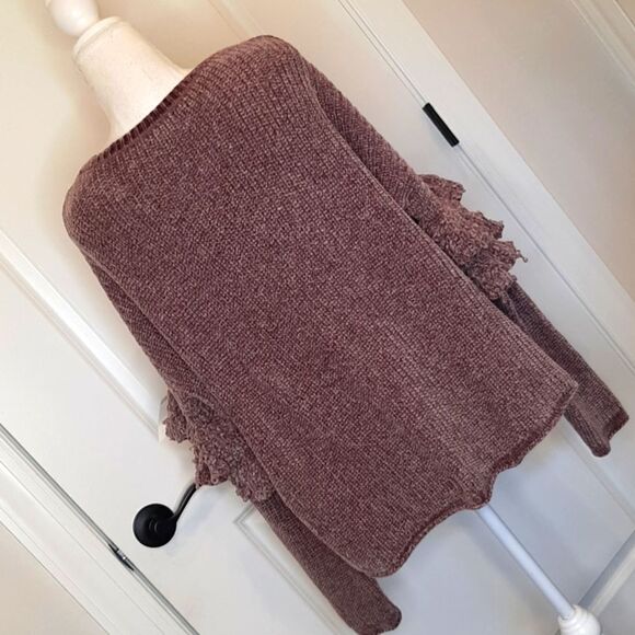 Mossimo Plush Oversized Sweater - Picture 3 of 12
